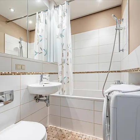 Abrahama Centrum Appartement *