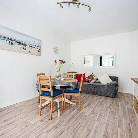 Abrahama Centrum Apartment *